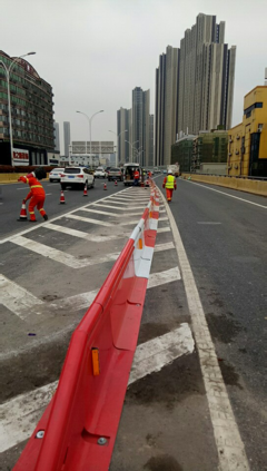 武漢市道路升級(jí)進(jìn)入收官階段，交通安全設(shè)施安裝同步提速